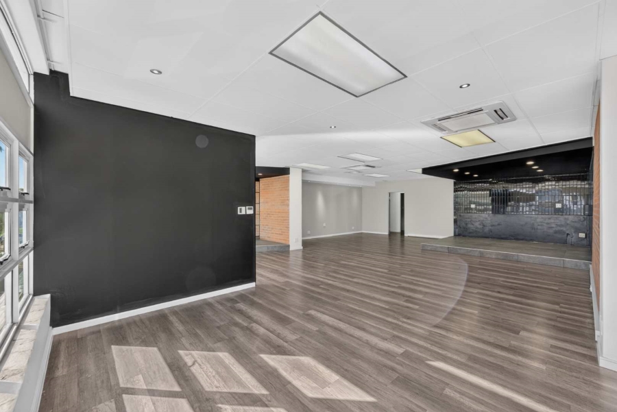 To Let Commercial Property for Rent in Gardens Western Cape